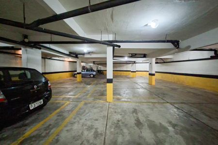 Apartamento para alugar com 73m², 2 quartos e 1 vaga Apartamento para alugar com 73m², 2 quartos e 1 vagaGaragem