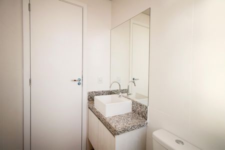 Apartamento à venda com 54m², 2 quartos e 2 vagasBanheiro Social