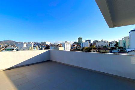 Apartamento à venda com 111m², 2 quartos e 3 vagasCobertura