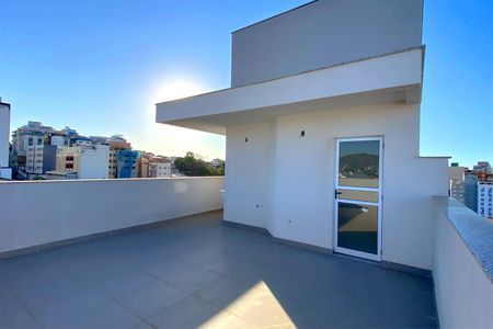 Apartamento à venda com 111m², 2 quartos e 3 vagasCobertura