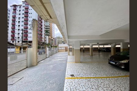 Garagem de kitnet/studio para alugar com 1 quarto, 42m² em Canto do Forte, Praia Grande