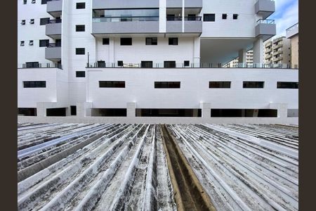 Vista  de kitnet/studio para alugar com 1 quarto, 42m² em Canto do Forte, Praia Grande