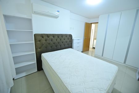 Studio para alugar com 50m², 1 quarto e 1 vaga Studio para alugar com 50m², 1 quarto e 1 vagaQuarto
