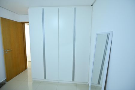 Studio para alugar com 50m², 1 quarto e 1 vaga Studio para alugar com 50m², 1 quarto e 1 vagaQuarto