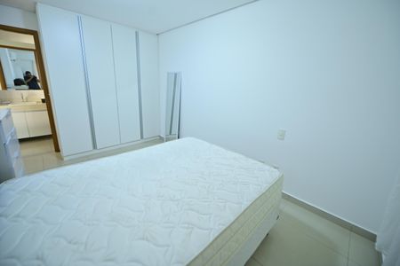 Studio para alugar com 50m², 1 quarto e 1 vaga Studio para alugar com 50m², 1 quarto e 1 vagaQuarto