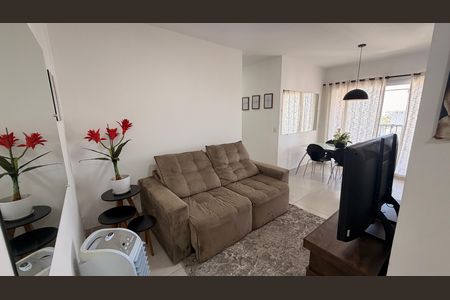Apartamento para alugar com 2 quartos, 67m² em Vila Rosa, Goiânia