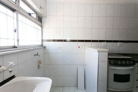 Apartamento para alugar com 70m², 2 quartos e 1 vagaÁrea de Serviço
