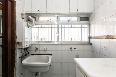 Área de Serviço de apartamento para alugar com 2 quartos, 70m² em Vila Antonieta, São Paulo