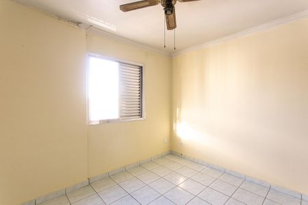 Quarto 1 de apartamento para alugar com 2 quartos, 70m² em Vila Antonieta, São Paulo