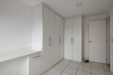 Apartamento à venda com 126m², 3 quartos e 2 vagasQuarto 2 - Armários