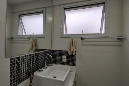 Apartamento à venda com 126m², 3 quartos e 2 vagasBanheiro da Suíte