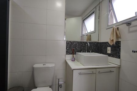 Apartamento à venda com 126m², 3 quartos e 2 vagasBanheiro da Suíte