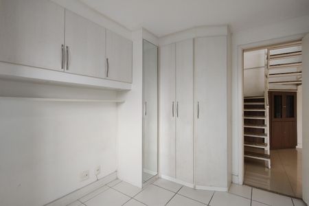 Apartamento à venda com 126m², 3 quartos e 2 vagasQuarto 1 - Armários