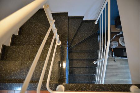 Casa à venda com 133m², 4 quartos e 3 vagasEscada