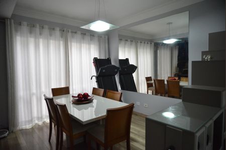 Sala de casa à venda com 4 quartos, 133m² em Vila Sao Pedro, Santo André