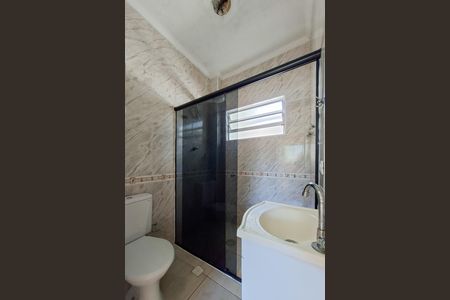 Banheiro Social de apartamento para alugar com 2 quartos, 50m² em Canto do Forte, Praia Grande