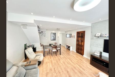 Sala de casa para alugar com 3 quartos, 180m² em Jardim Paraíso, São Paulo