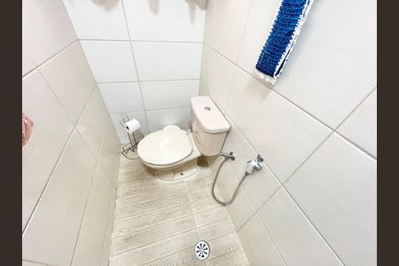 Lavabo de casa para alugar com 3 quartos, 180m² em Jardim Paraíso, São Paulo