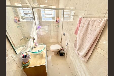 Casa para alugar com 180m², 3 quartos e 4 vagas Casa para alugar com 180m², 3 quartos e 4 vagasBanheiro