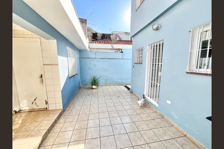 Casa para alugar com 180m², 3 quartos e 4 vagas Casa para alugar com 180m², 3 quartos e 4 vagasQuintal