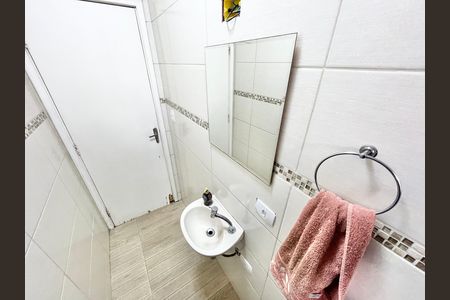 Lavabo de casa para alugar com 3 quartos, 180m² em Jardim Paraíso, São Paulo