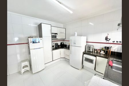 Casa para alugar com 180m², 3 quartos e 4 vagas Casa para alugar com 180m², 3 quartos e 4 vagasCozinha