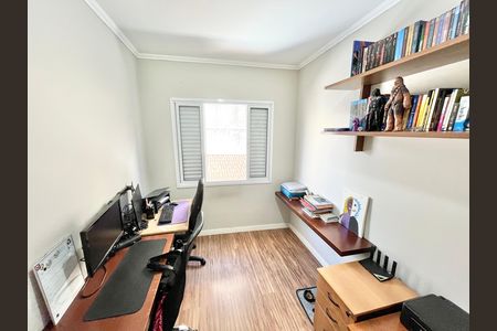 Casa para alugar com 180m², 3 quartos e 4 vagas Casa para alugar com 180m², 3 quartos e 4 vagasQuarto 3