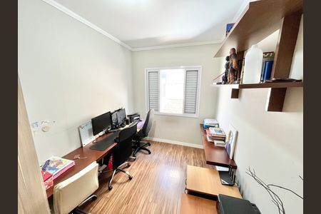 Casa para alugar com 180m², 3 quartos e 4 vagas Casa para alugar com 180m², 3 quartos e 4 vagasQuarto 3
