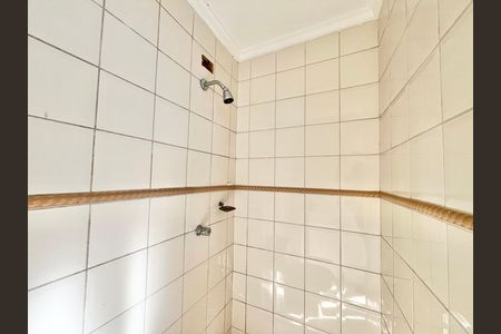 Casa para alugar com 180m², 3 quartos e 4 vagas Casa para alugar com 180m², 3 quartos e 4 vagasBanheiro de serviço