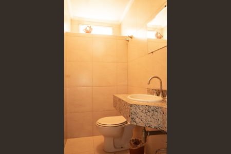 Casa à venda com 163m², 3 quartos e 2 vagasLavabo