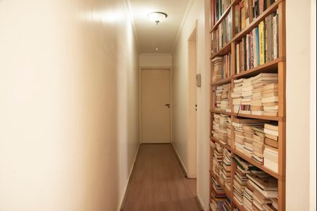 Casa à venda com 163m², 3 quartos e 2 vagasCorredor