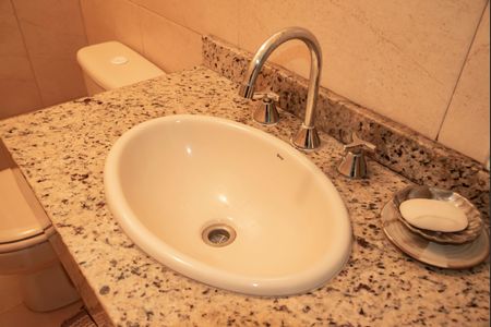 Casa à venda com 163m², 3 quartos e 2 vagasLavabo