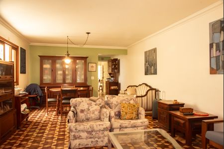 Casa à venda com 163m², 3 quartos e 2 vagasSala