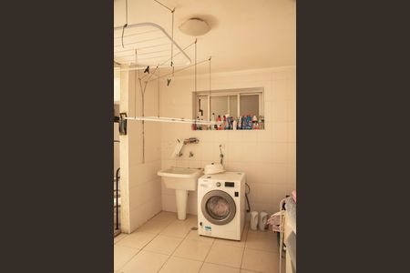 Casa à venda com 163m², 3 quartos e 2 vagasÁrea de Serviço