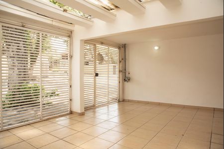 Casa à venda com 163m², 3 quartos e 2 vagasGaragem