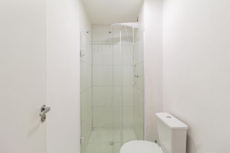 Banheiro de apartamento à venda com 1 quarto, 39m² em Bonfim, Osasco