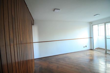 Apartamento para alugar com 63m², 2 quartos e 1 vagaQuarto