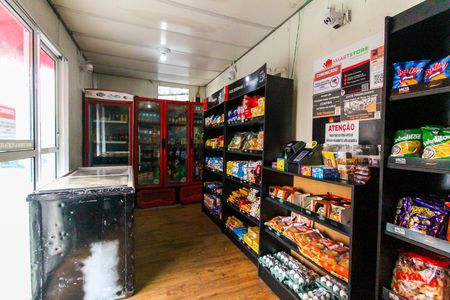 Apartamento para alugar com 54m², 2 quartos e 1 vagaMini Mercado