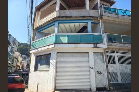 Fachada de casa para alugar com 4 quartos, 160m² em Vila Irmaos Arnoni, São Paulo