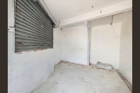 Garagem de casa para alugar com 4 quartos, 160m² em Vila Irmaos Arnoni, São Paulo