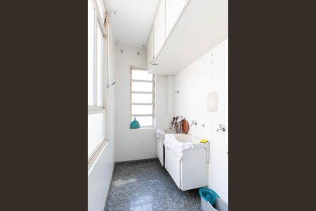 Apartamento para alugar com 280m², 2 quartos e 1 vaga Apartamento para alugar com 280m², 2 quartos e 1 vagaLavanderia