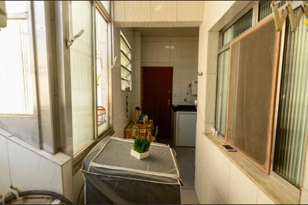 Apartamento à venda com 65m², 2 quartos e 1 vaga Apartamento à venda com 65m², 2 quartos e 1 vagaÁrea de Serviço