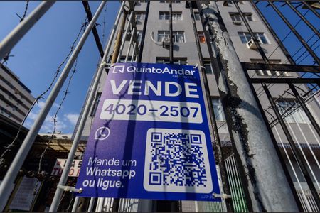 Apartamento à venda com 65m², 2 quartos e 1 vaga Apartamento à venda com 65m², 2 quartos e 1 vagaPlaca