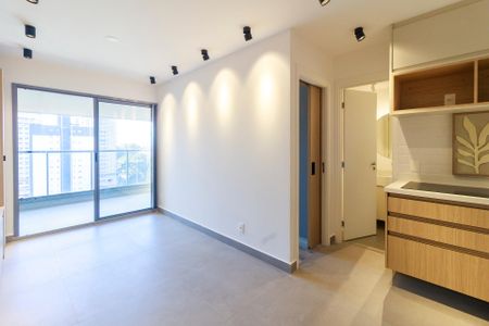 Apartamento à venda com 1 quarto, 43m² em Santo Amaro, São Paulo