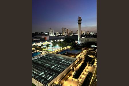 Apartamento à venda com 70m², 2 quartos e 1 vagaVista