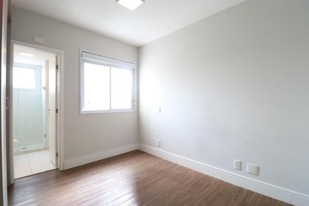 Apartamento à venda com 70m², 2 quartos e 1 vagaSuíte