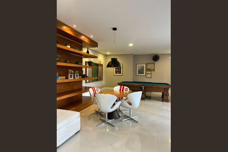 Apartamento à venda com 70m², 2 quartos e 1 vagaÁrea comum