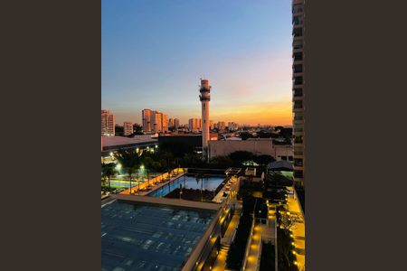 Apartamento à venda com 70m², 2 quartos e 1 vagaVista