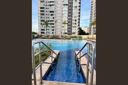 Apartamento à venda com 70m², 2 quartos e 1 vagaÁrea comum - Piscina