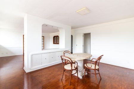 Sala de apartamento à venda com 4 quartos, 170m² em Itaim Bibi, São Paulo